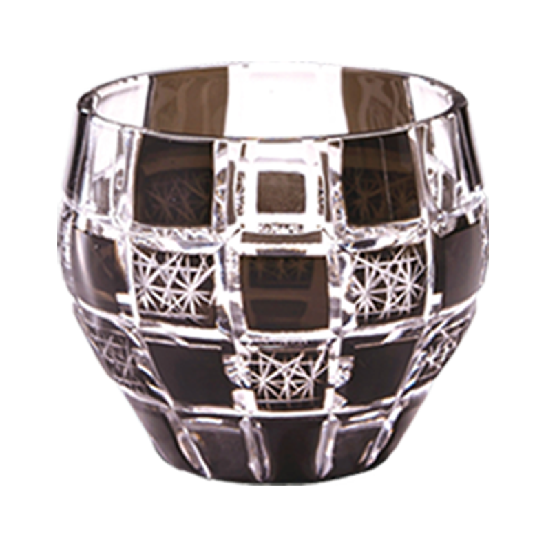 Cut glass sake cup, sashiko checkered pattern AS34